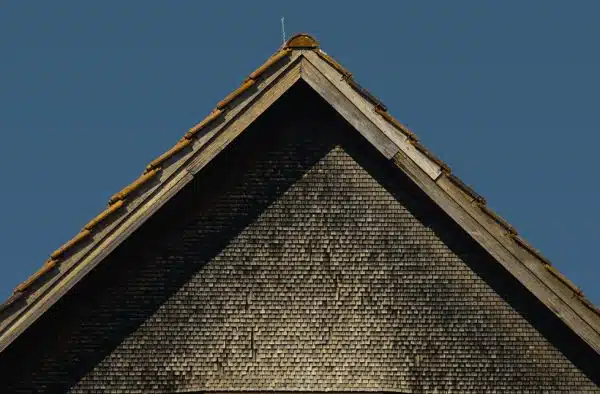 Charpente de toit : tout savoir sur les types, prix et travaux